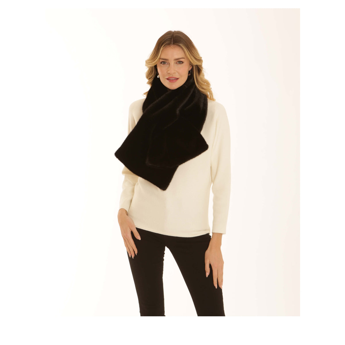 Pomodoro Solid Fur Scarf