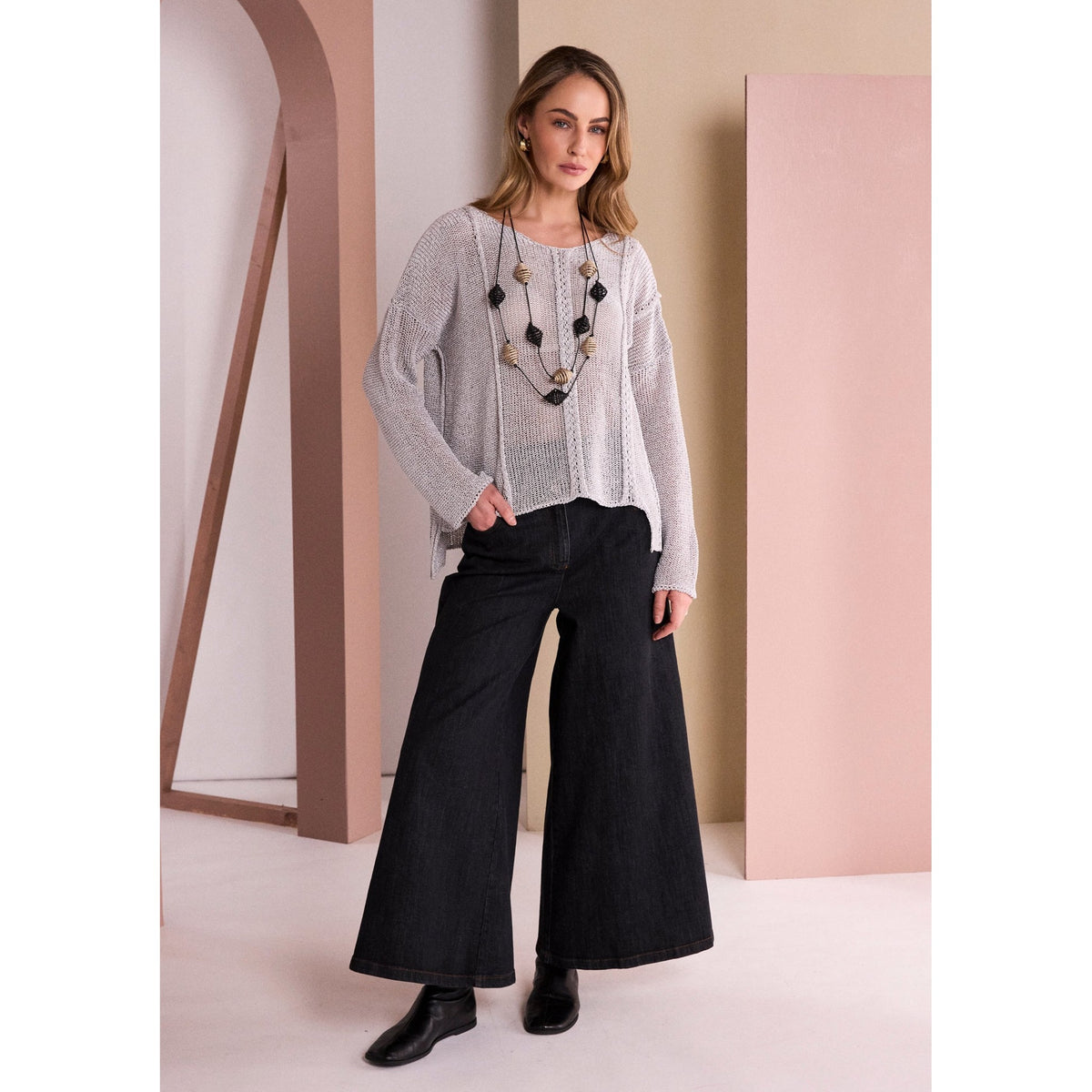Naya Round Neck Knit With Cut Away Hem