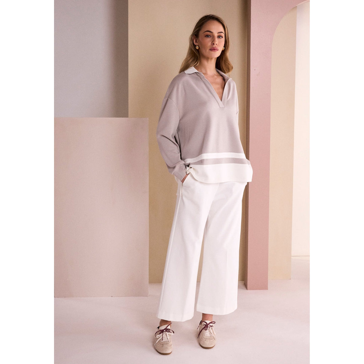 Naya Placket Top With Collar And Contrast Hem Bands