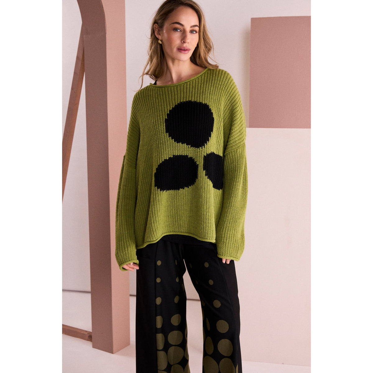 Naya Round Neck Knit With Spot