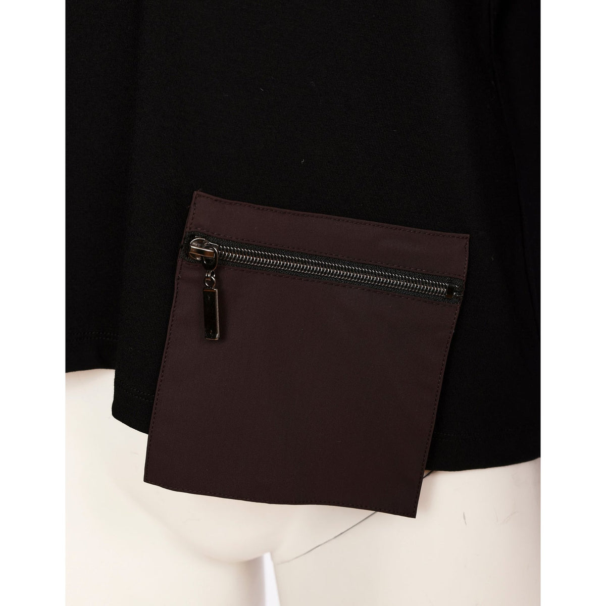 Naya Round Neck Top With Zip Contrast Pocket