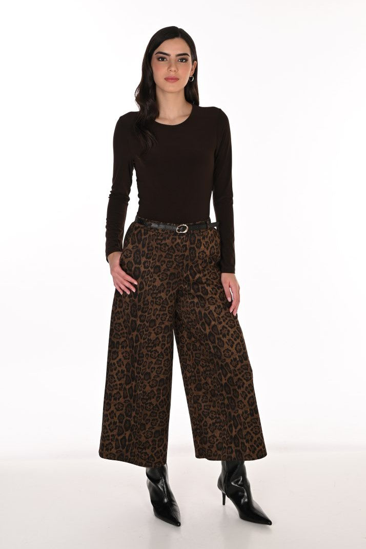 Frank Lyman Leopard Zip Detail Pant