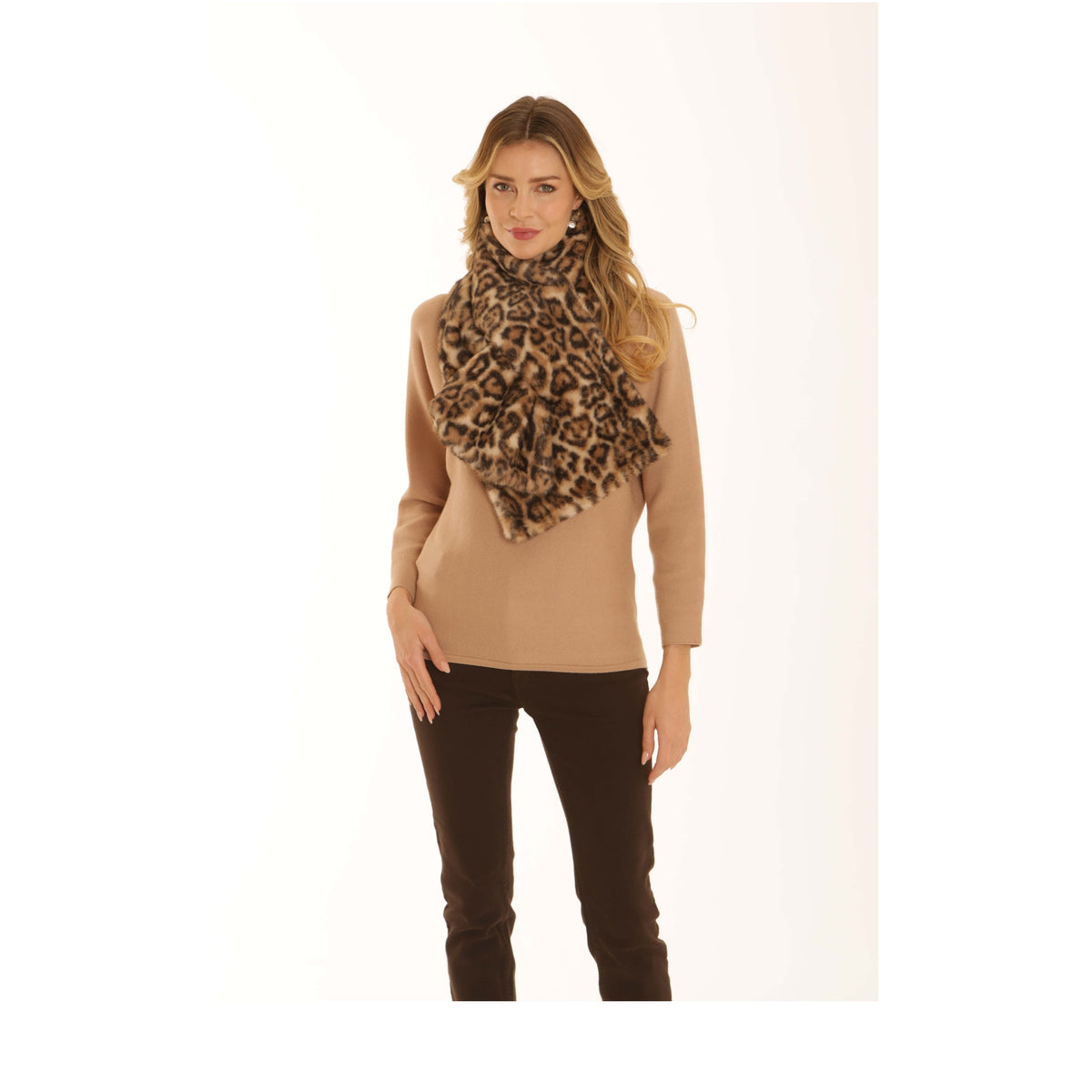 Pomodoro Leopard Fur Scarf