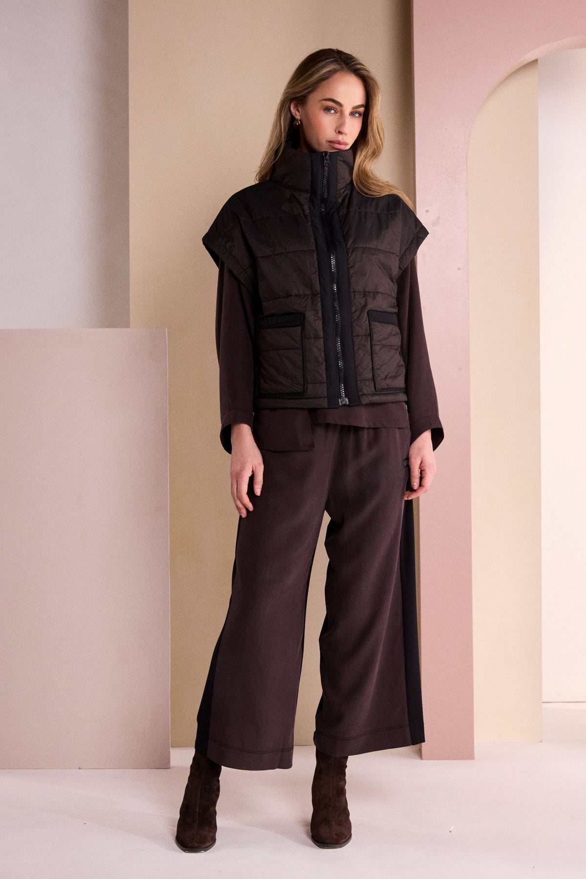 Naya Padded Short Waistcoat With Contrast Zip And Pocket Binding