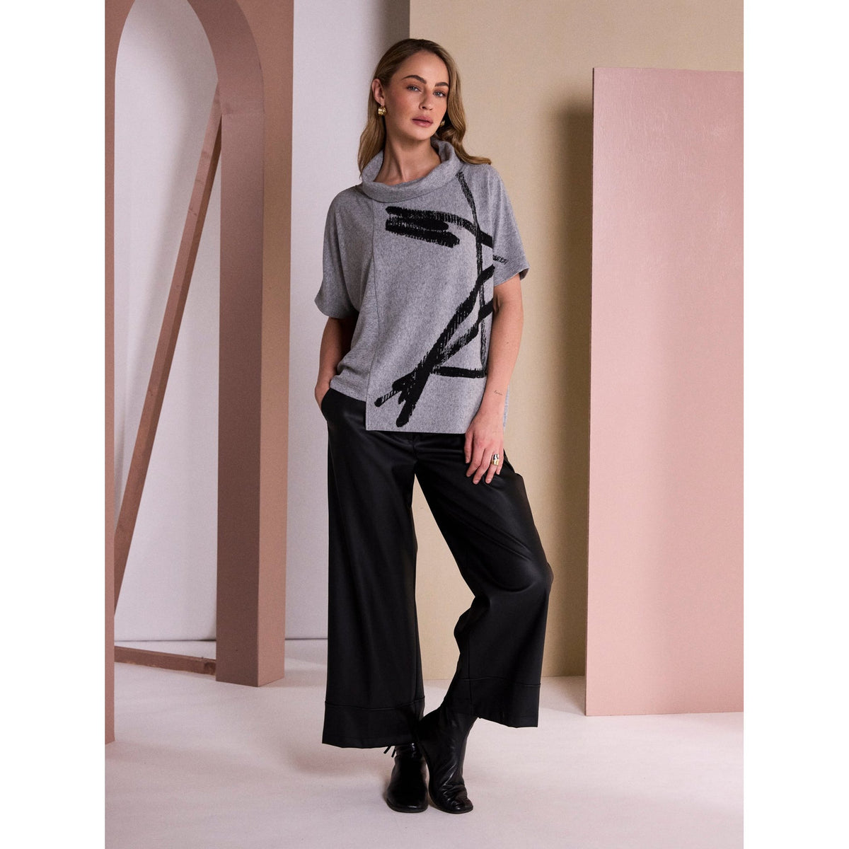 Naya Brush Stroke Print Square Shape High Neck Top